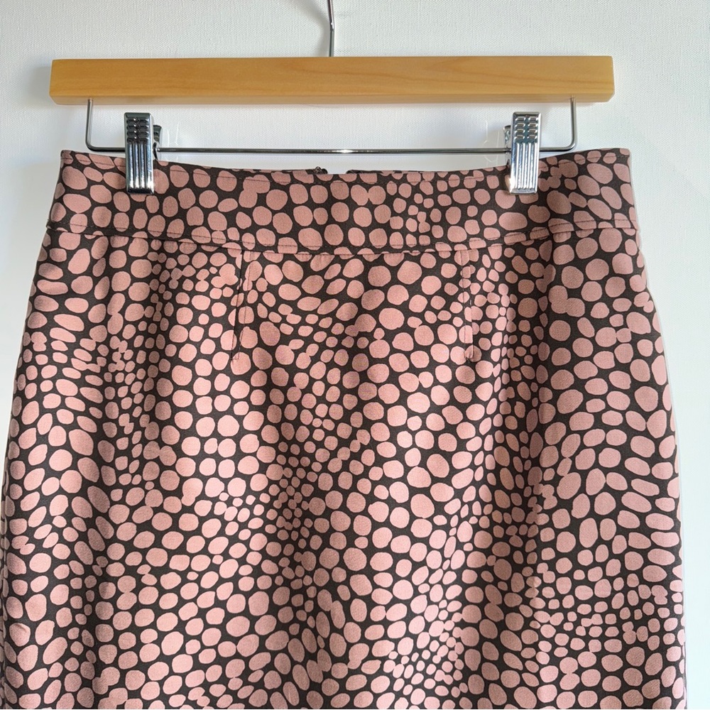 Ann Taylor LOFT Silk Blend Pebble Print Pencil Skirt - Brown/Black - Size 4 - Picture 2 of 10